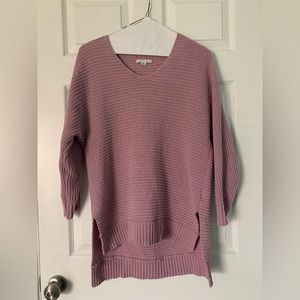 American Eagle Pink V-Neck High-Low Side Slit Knit Sweater Sz XS